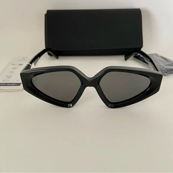 Sportmax 54mm Geometric Aviator Frame Sunglasses $365 New Sportmax | Accessories | New Sportmax Aviator Black Frame  main image 2